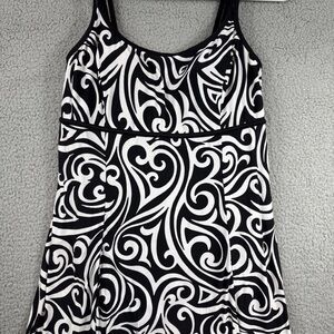 Women's Black & White Swirl One-Piece Swimdress